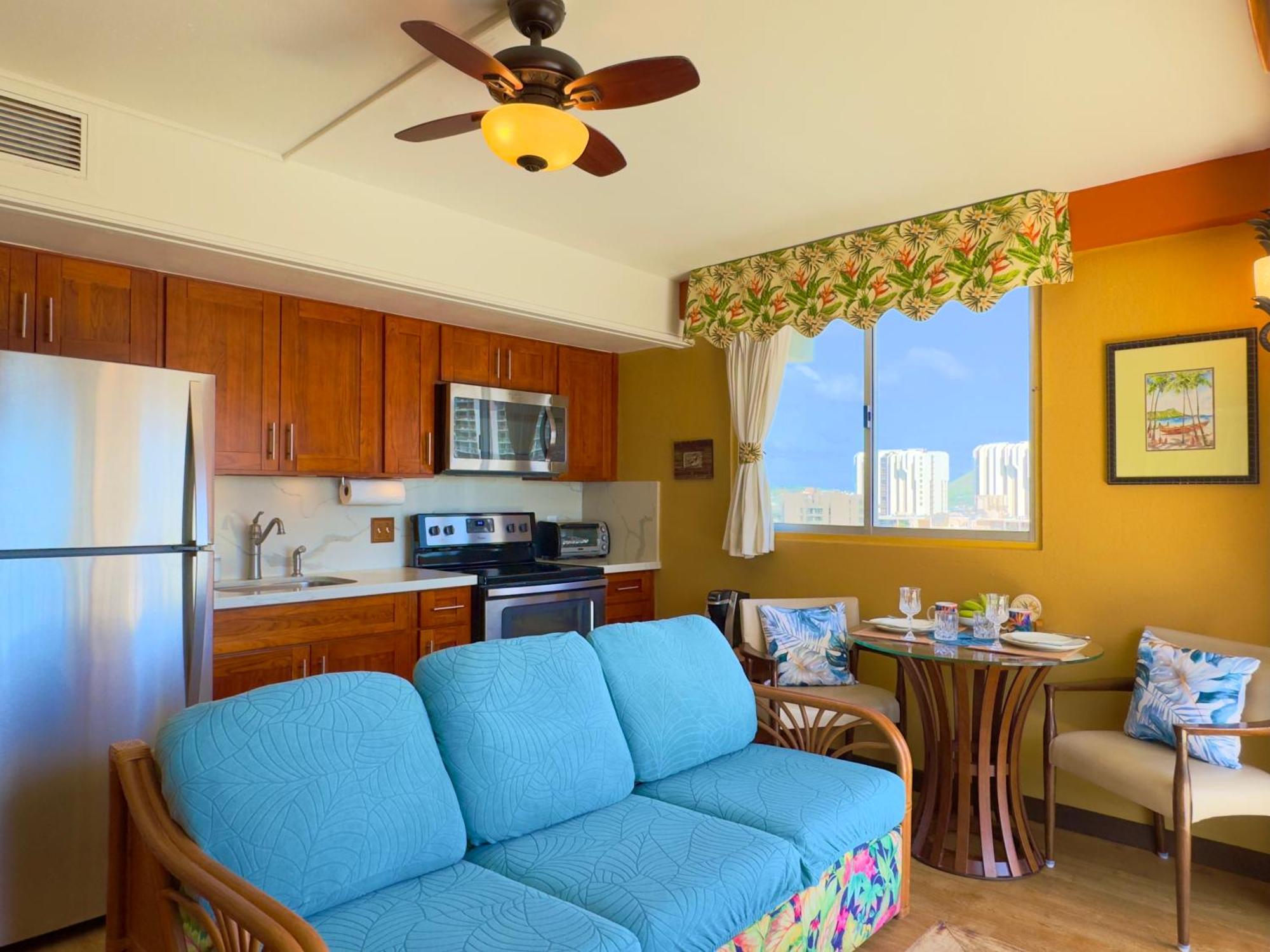 Jenny's Waikiki Apartment