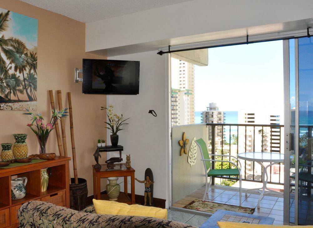Jenny's Waikiki *